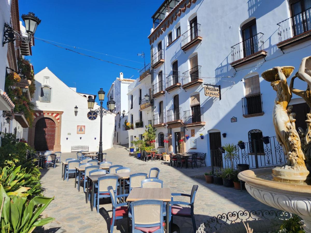 Posada La Plaza Canillas de Albaida Εξωτερικό φωτογραφία