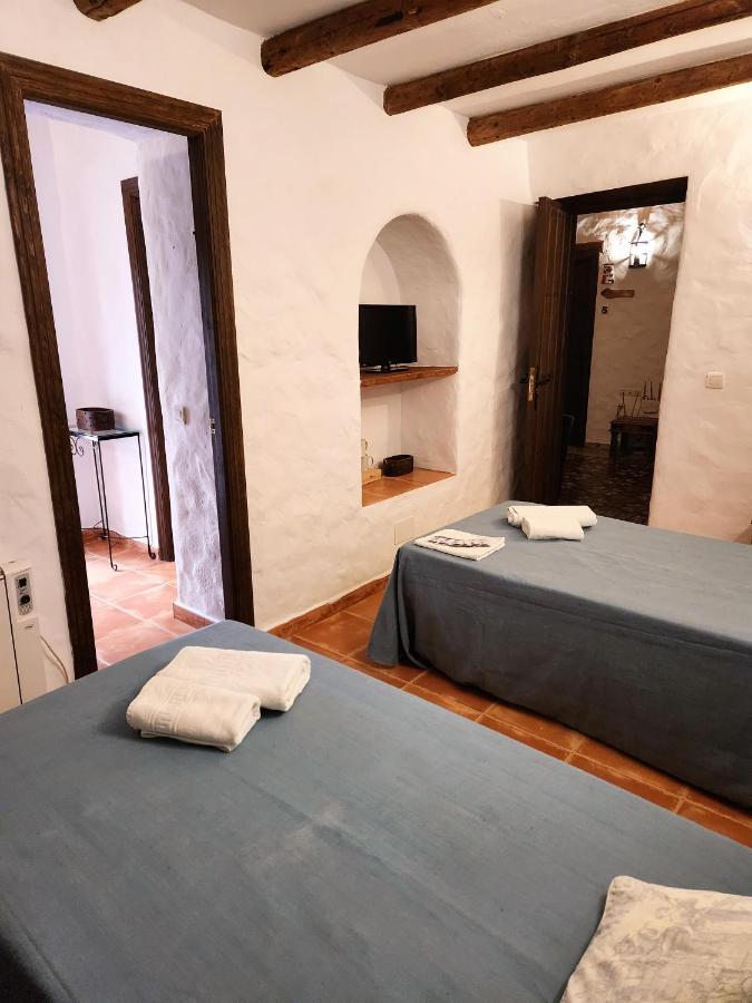 Posada La Plaza Canillas de Albaida Εξωτερικό φωτογραφία